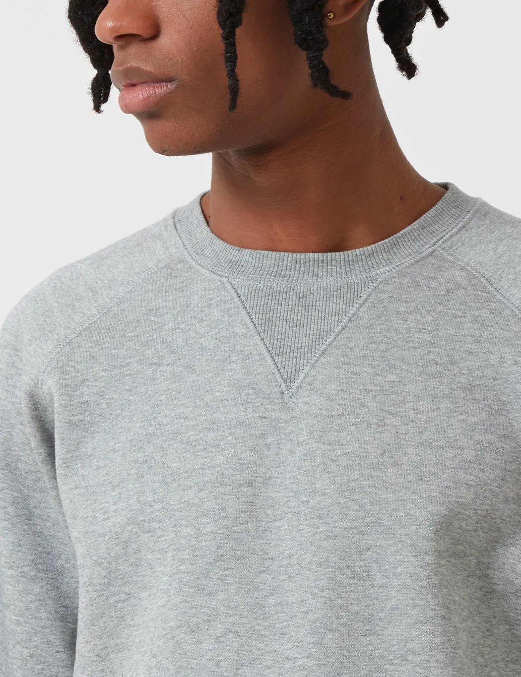 Best-Selling Carhartt WIP Chase Sweatshirt (Regular) - Grey Heather  Limited Availability!