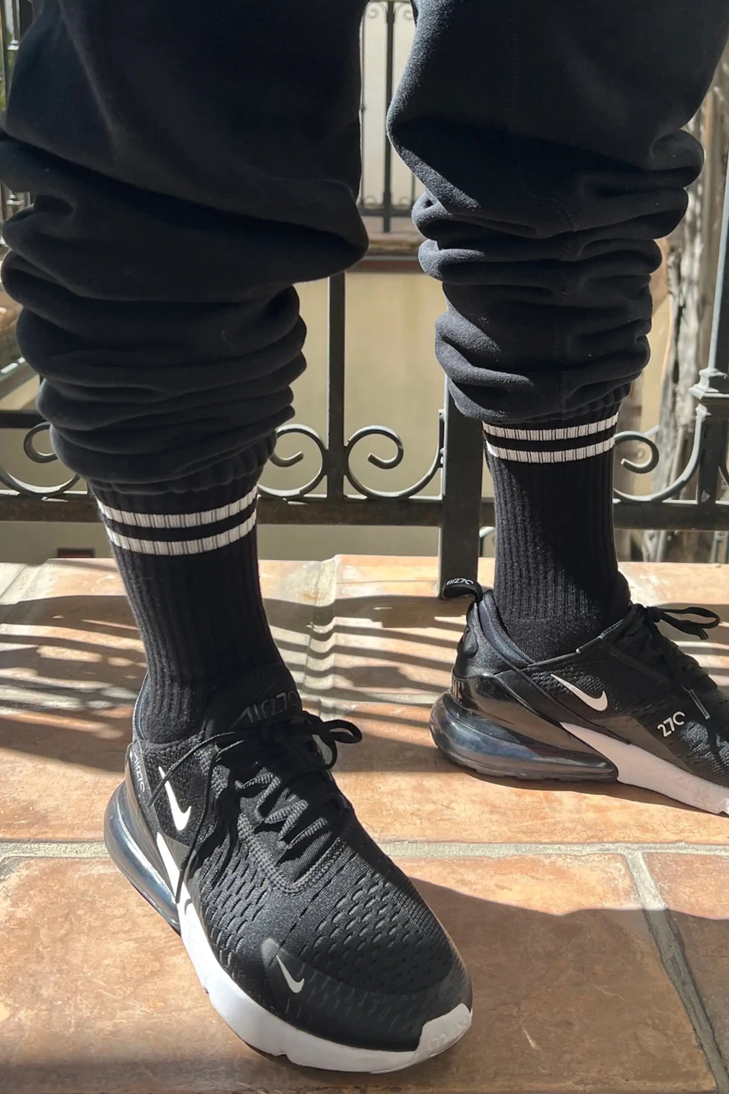 Extended Sizing Men's Socks (Noir)
