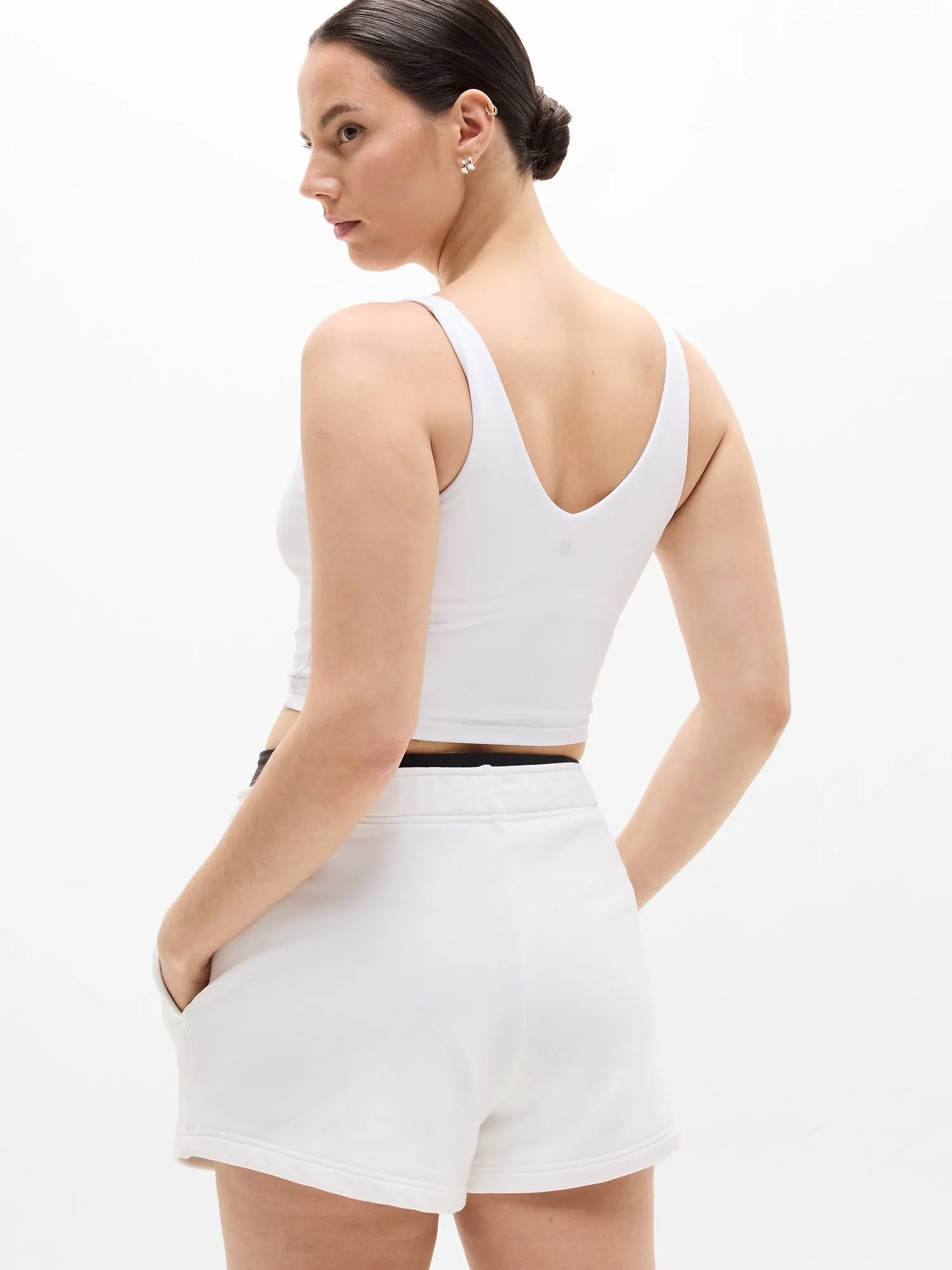 Transcend V-Neck Crop Sports Bra A-C Ayhleta