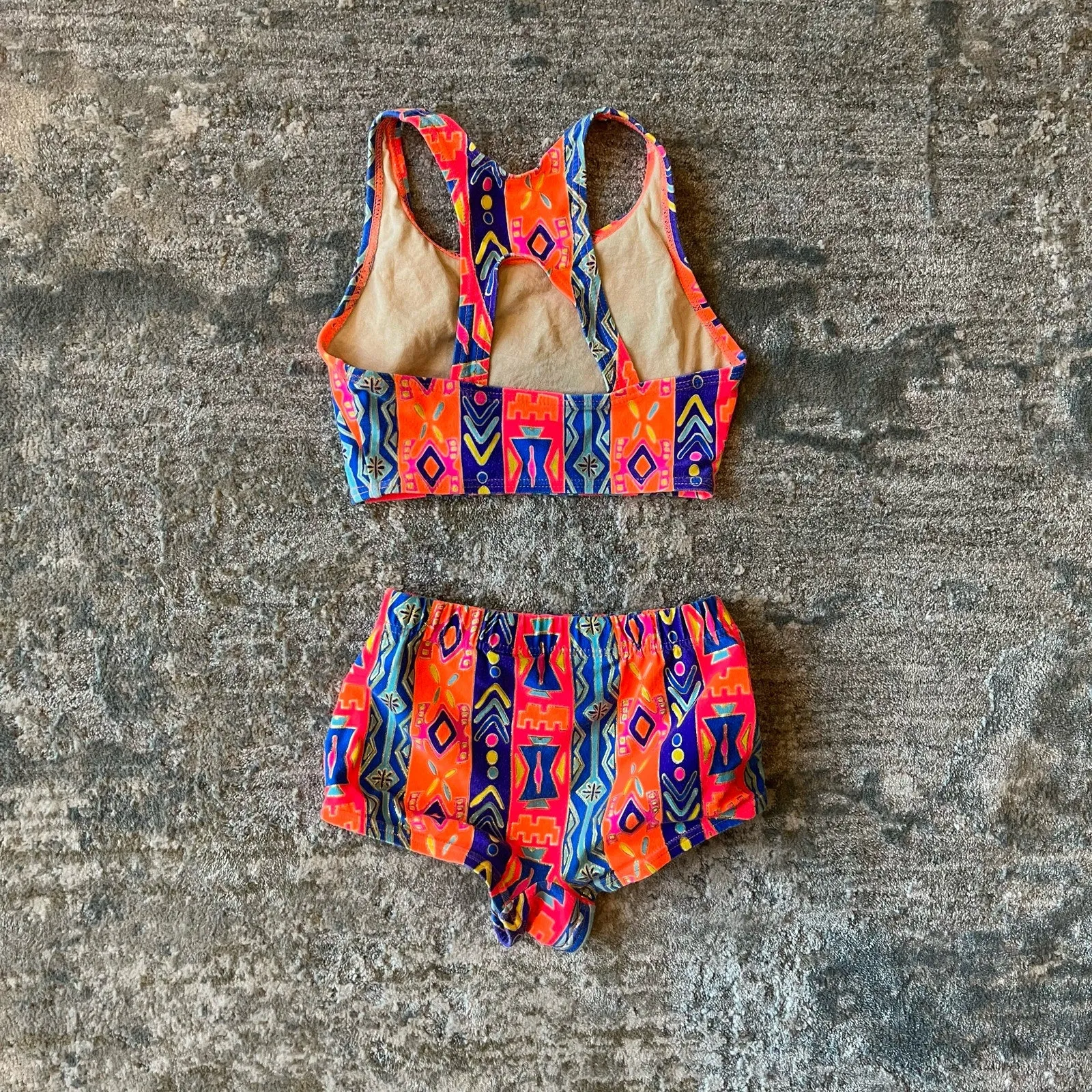 VIP Favorite Vintage All Waves Two Piece Bathing Suit 7  Stylish & Comfortable