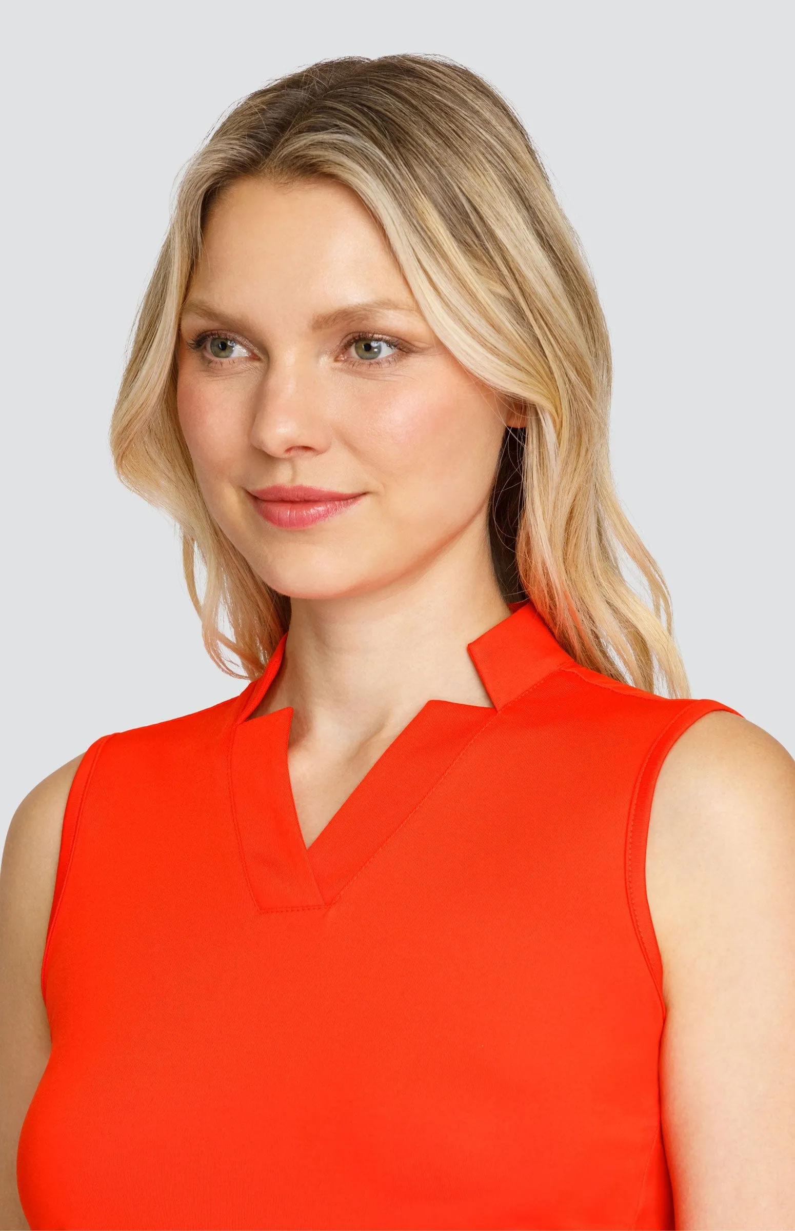Women Tail Activewear Araminthia Top - Cherry Tomato