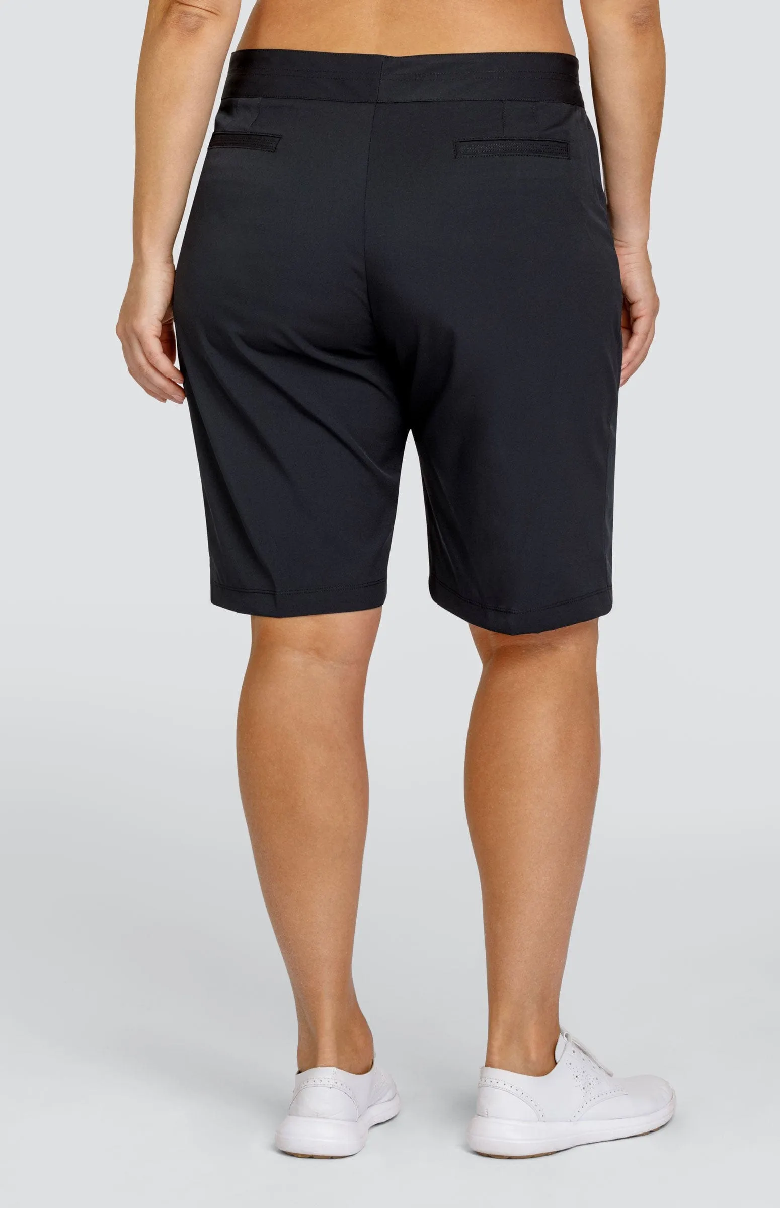 Women Tail Activewear Classic 21" Short - Onyx Black