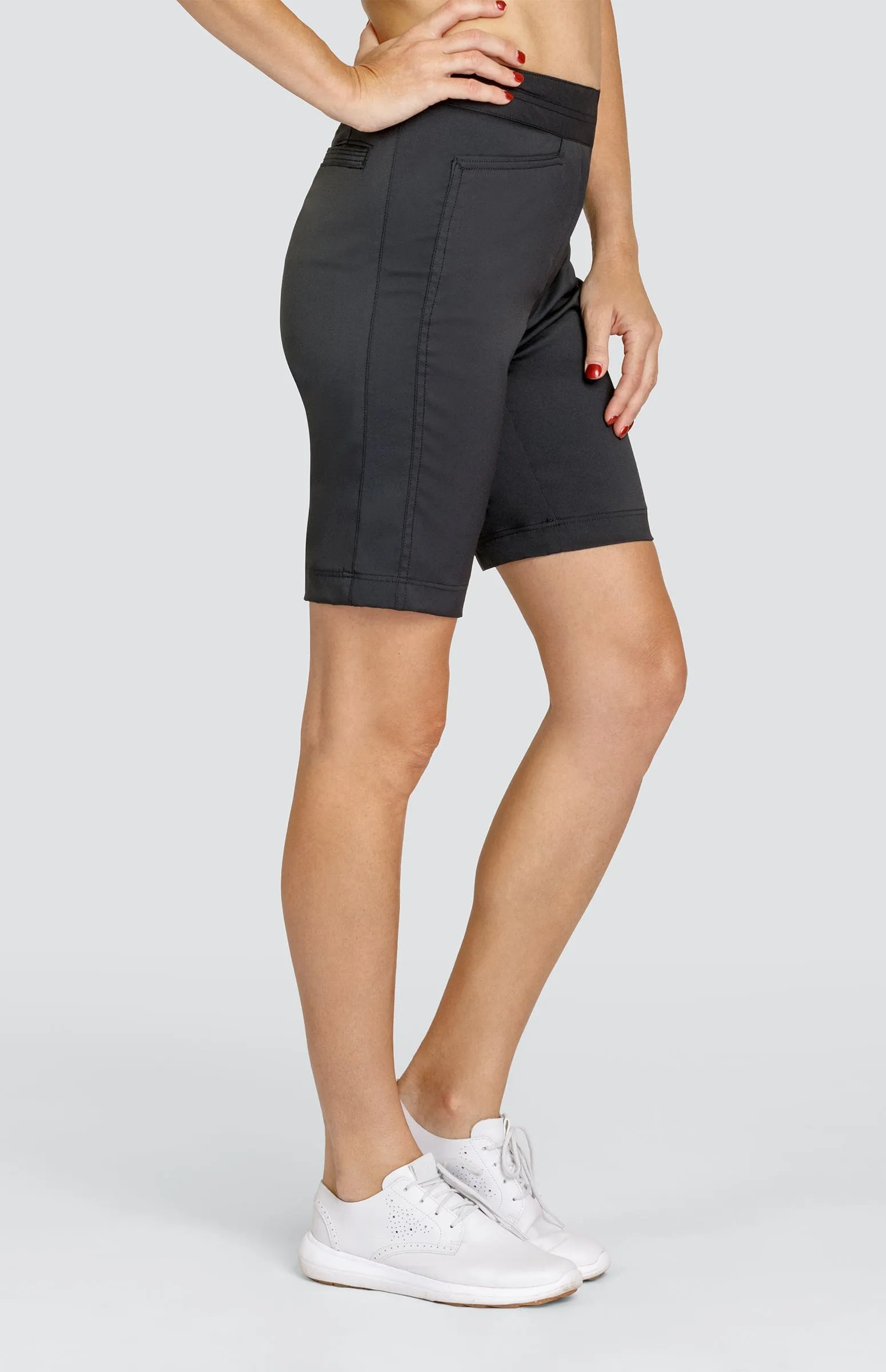 Women Tail Activewear Classic 21" Short - Onyx Black