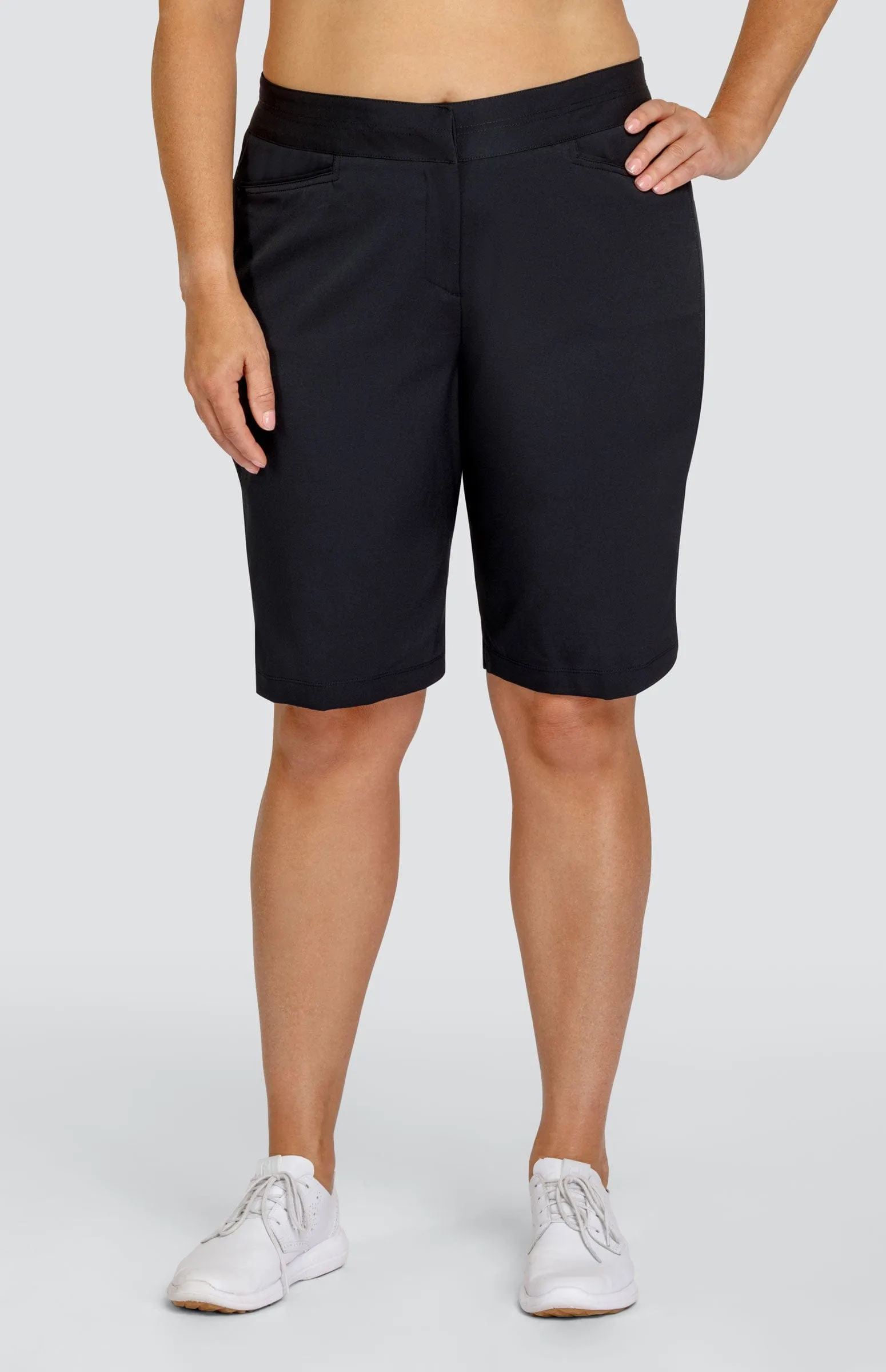 Women Tail Activewear Classic 21" Short - Onyx Black