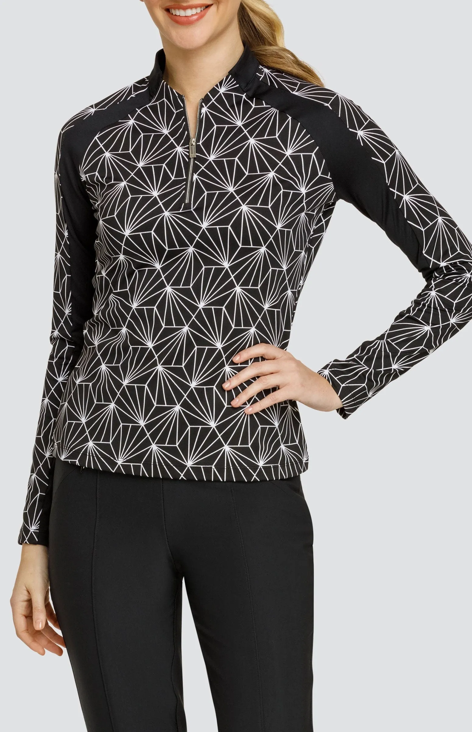 Women Tail Activewear Ender Top - Flourishing Palms