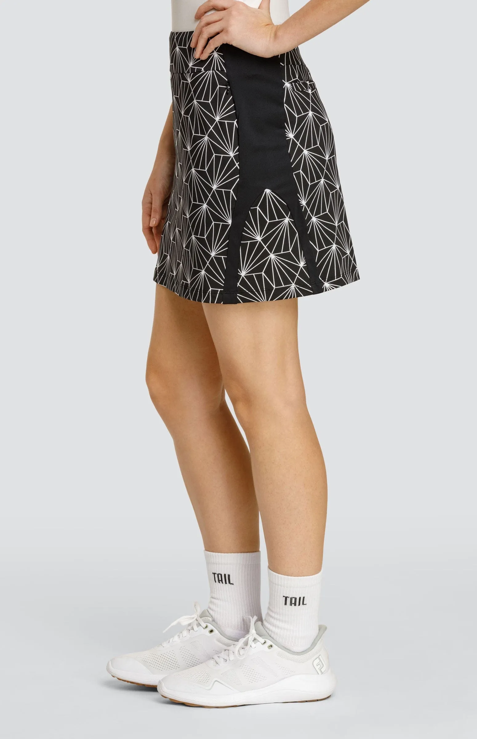 Women Tail Activewear Mollie 17" Skort - Flourishing Palms
