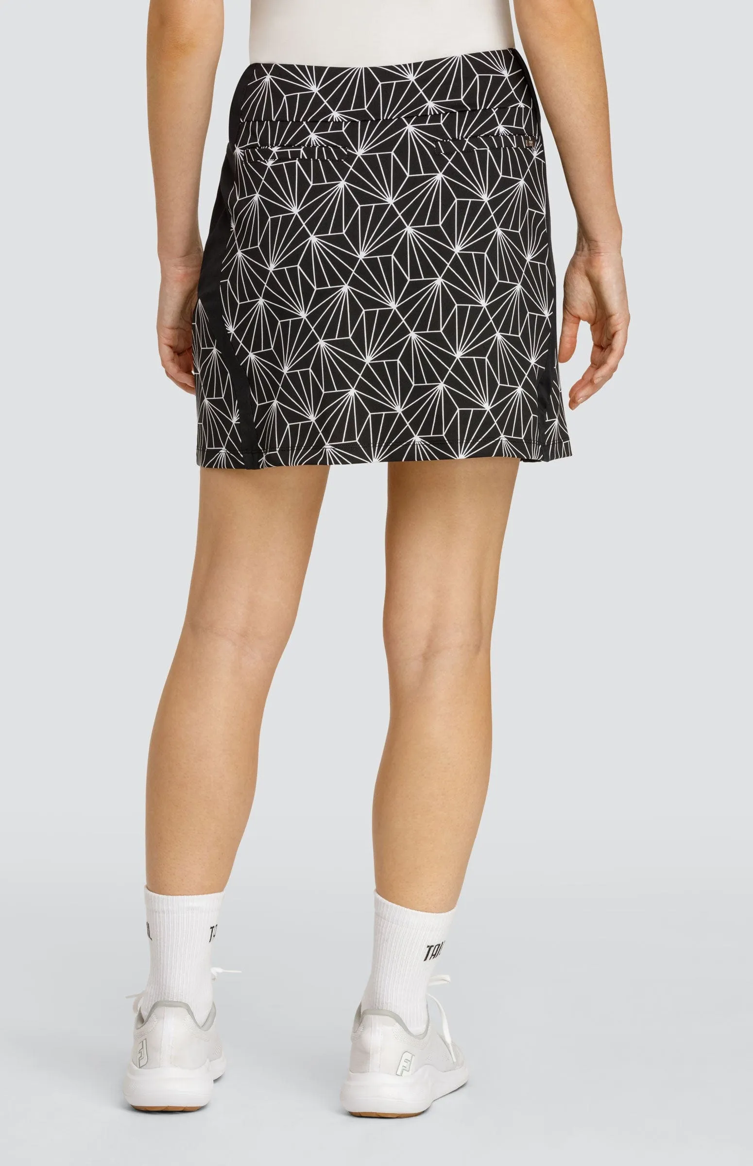 Women Tail Activewear Mollie 17" Skort - Flourishing Palms