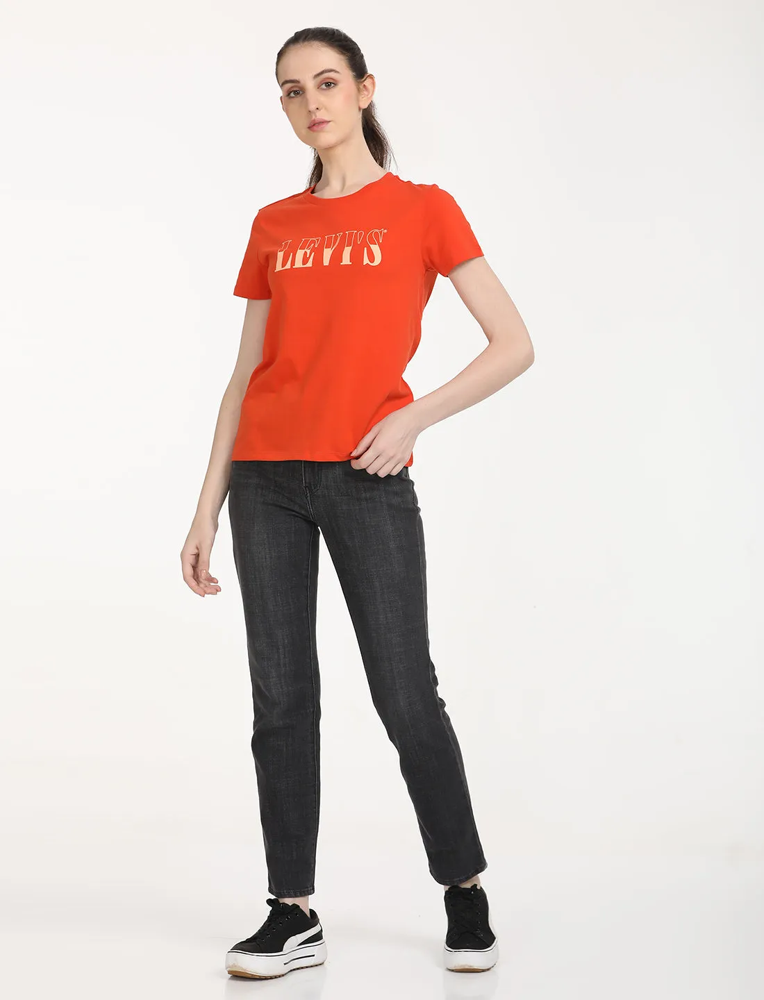 Women's 724 Black Straight Fit High Rise Jeans LEVI'S