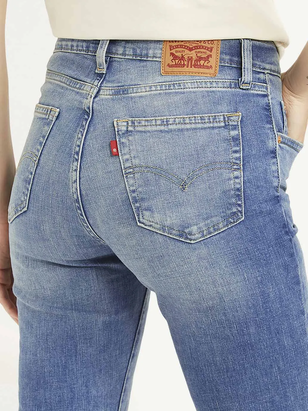 Women's High Rise 724 Straight Fit Blue Jeans LEVI'S