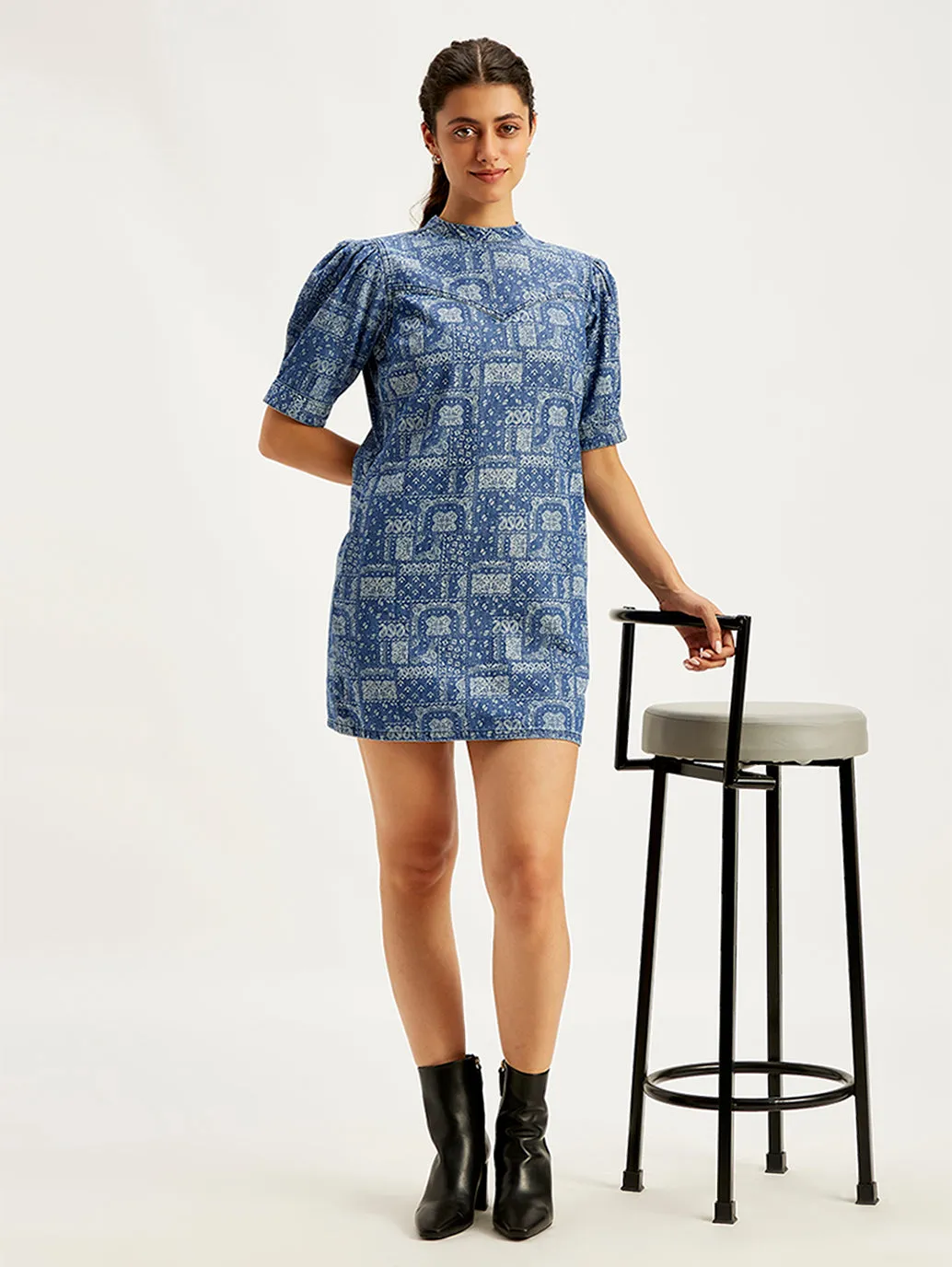 Women's Paisley Blue Band Neck Mini Denim Dress LEVI'S